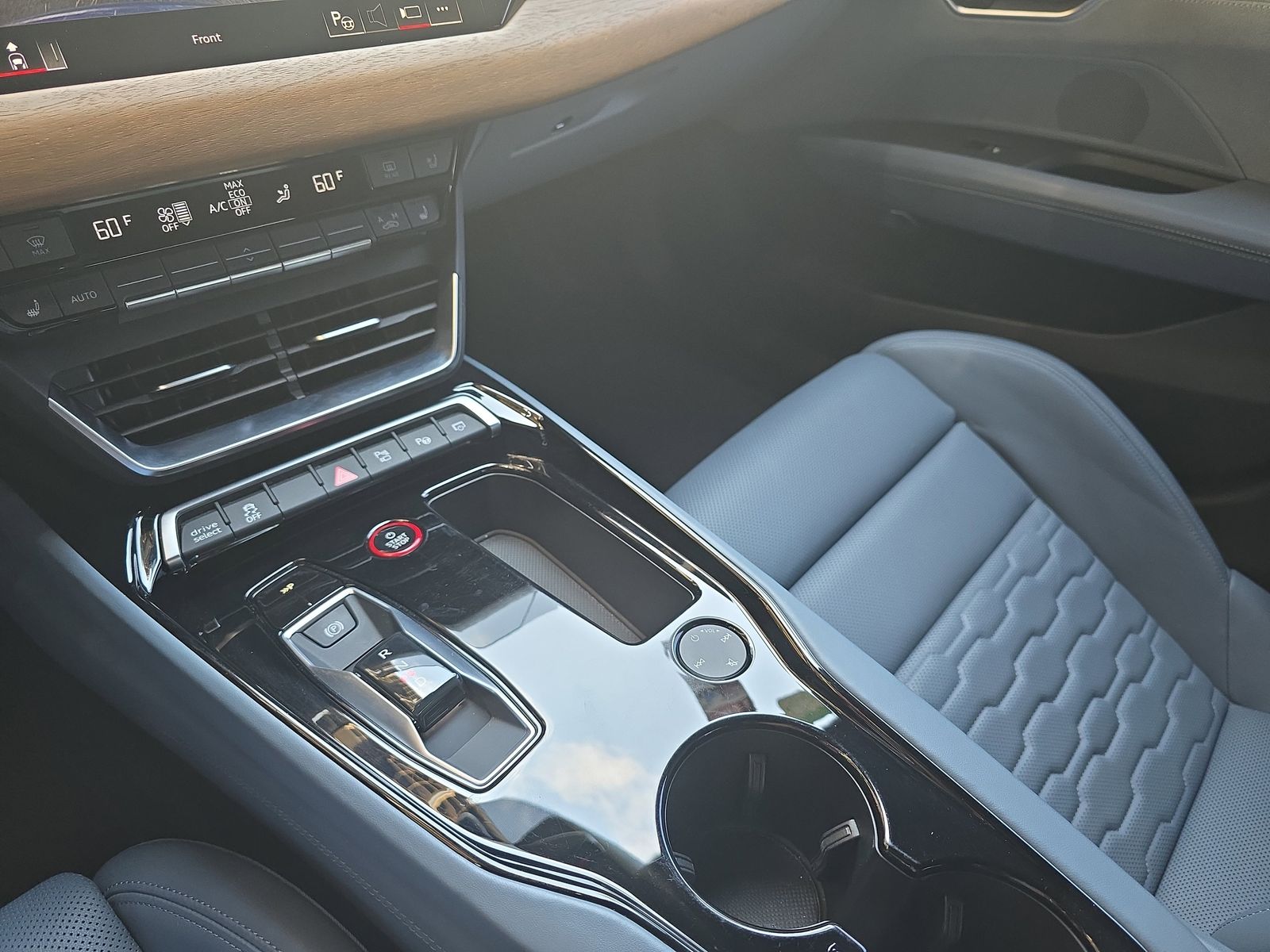 2022 Audi RS e-tron GT Base photo 25