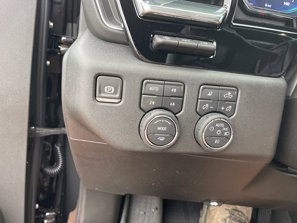 2025 Chevrolet Silverado 1500 High Country photo 22