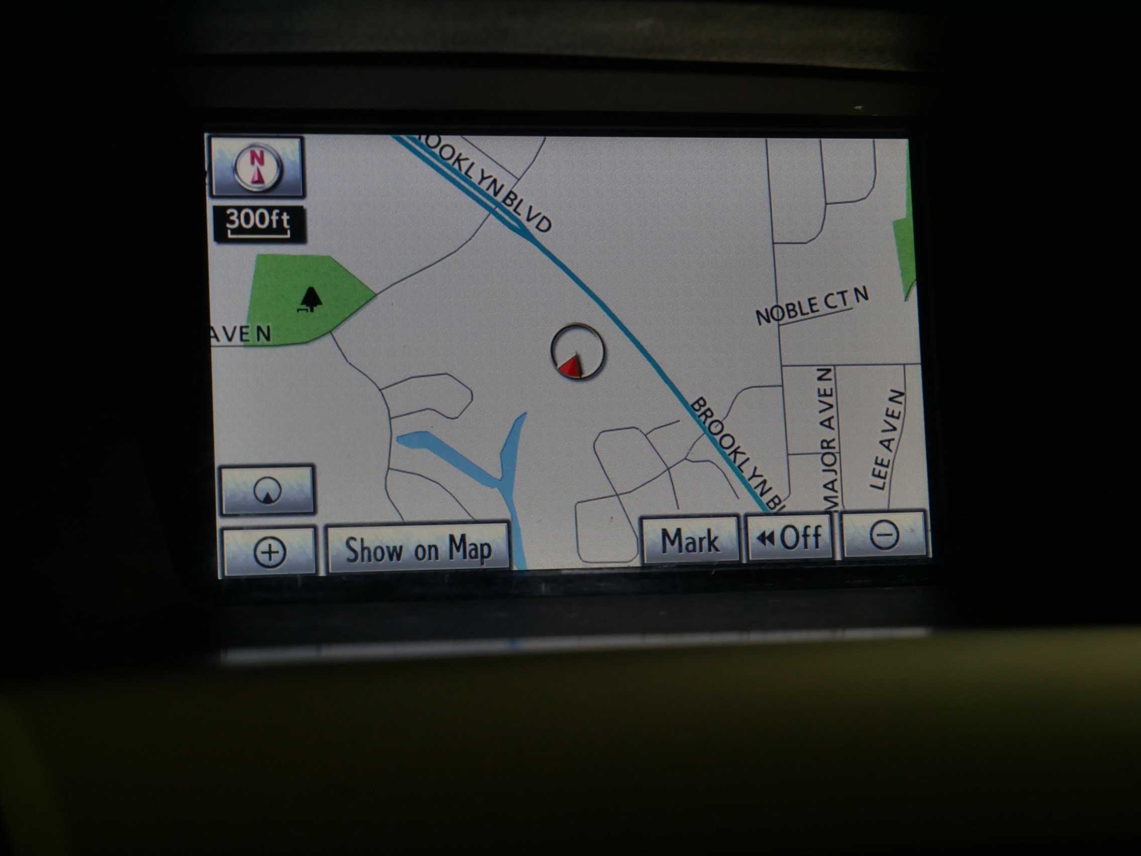 2011 Lexus RX 450h photo 29