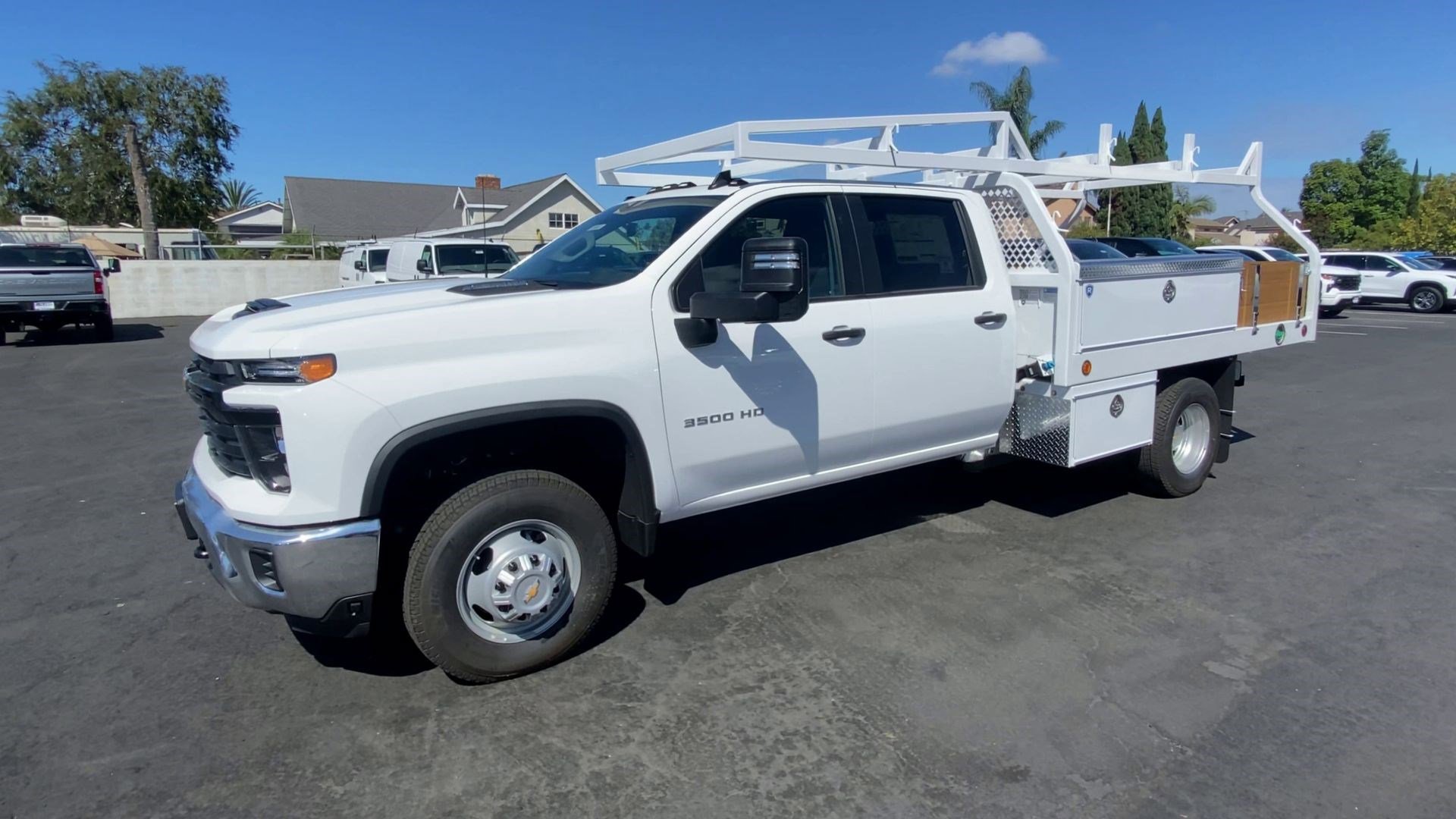 2025 Chevrolet Silverado 3500HD Work Truck photo 5