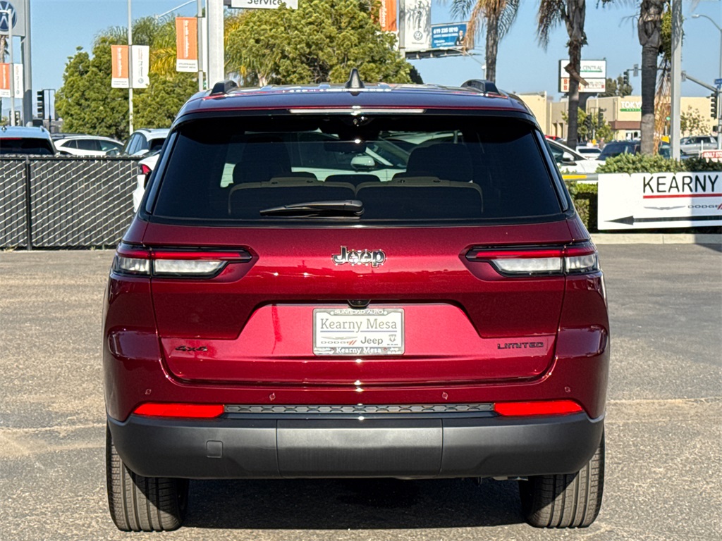 2025 Jeep Grand Cherokee Limited photo 9