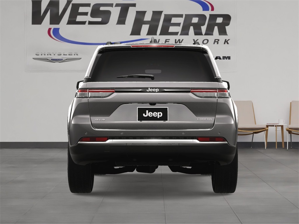 2025 Jeep Grand Cherokee Laredo X photo 14