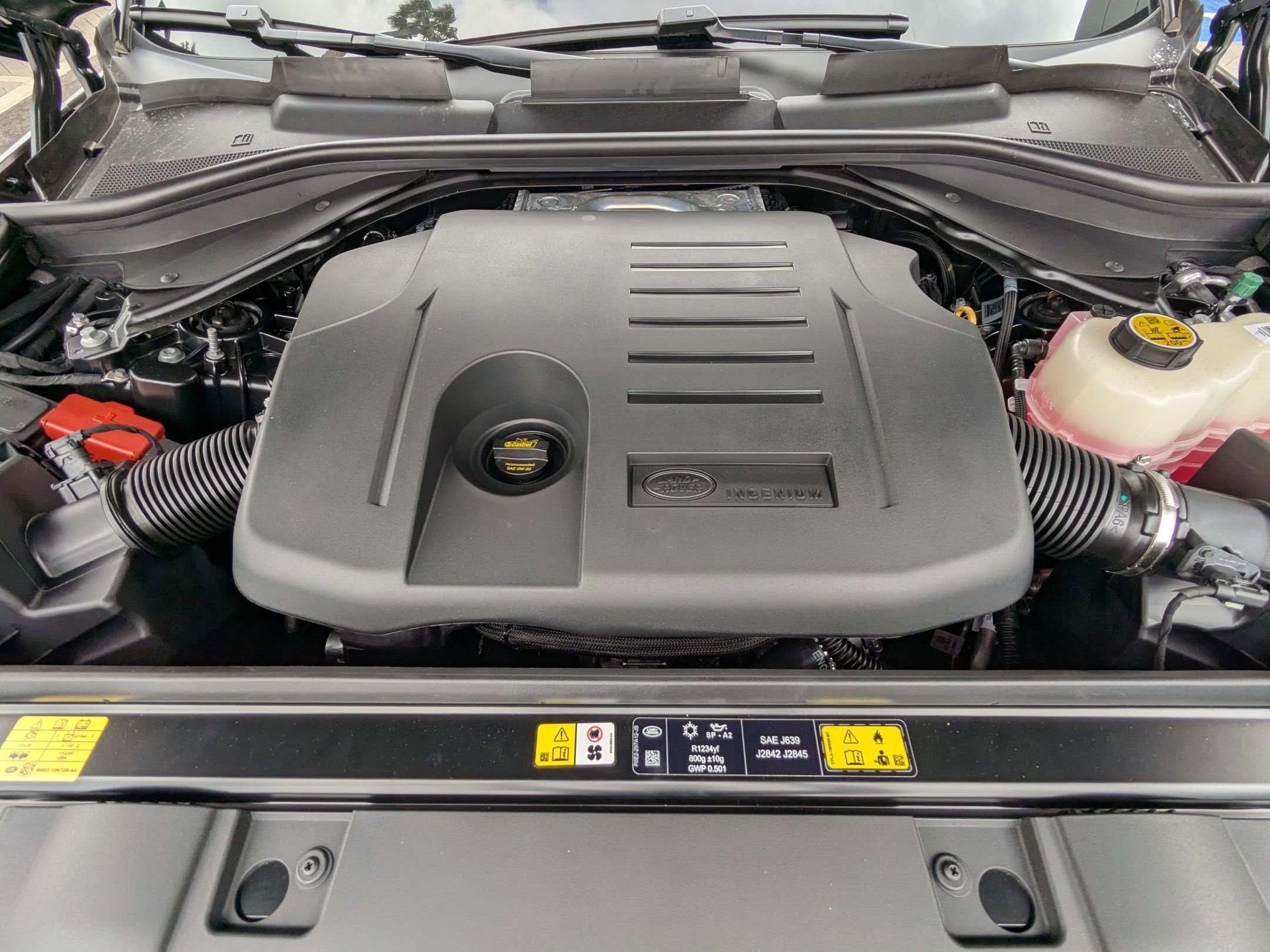 2025 Land Rover Range Rover Sport SE photo 15