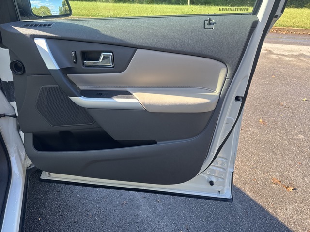 2013 Ford Edge SE photo 6