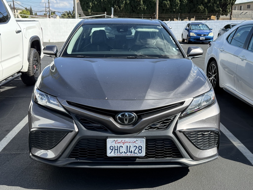 2023 Toyota Camry SE photo 2