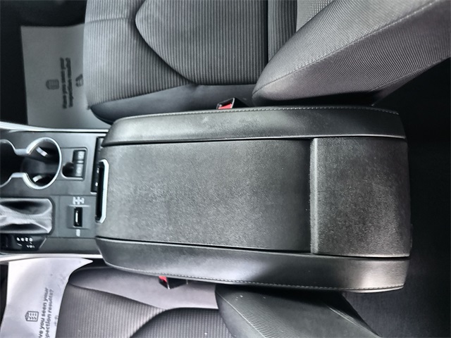 2021 Toyota Highlander Hybrid LE photo 23