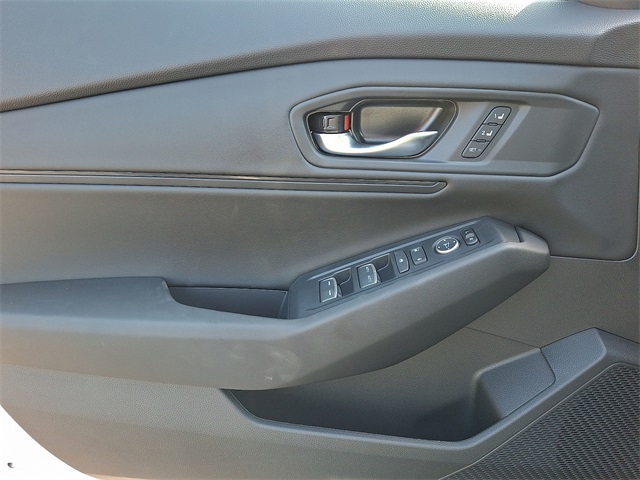2025 Honda Accord Hybrid EX-L photo 12