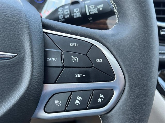 2022 Chrysler Pacifica Hybrid Limited photo 23