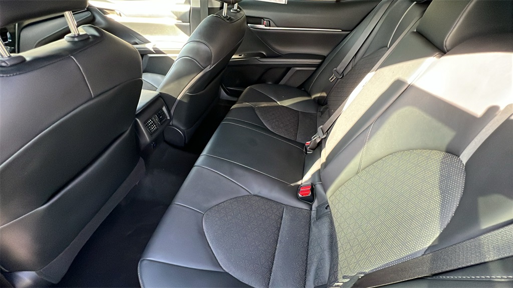 2021 Toyota Camry XSE photo 7