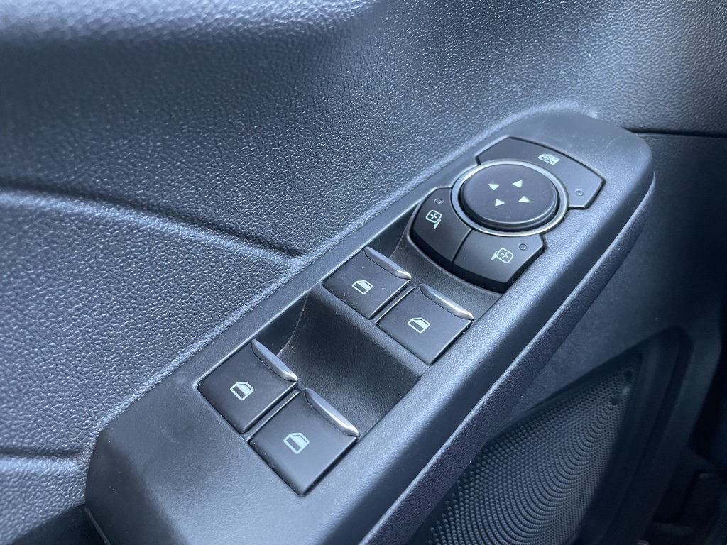 2022 Ford Escape SE photo 25