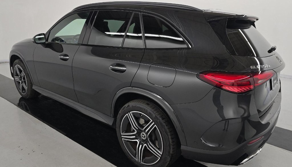 2025 Mercedes Benz GLC 350e 4MATIC photo 3