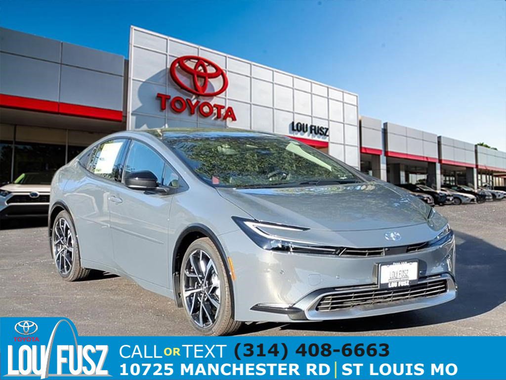 2026 Toyota Prius XSE Premium's photo