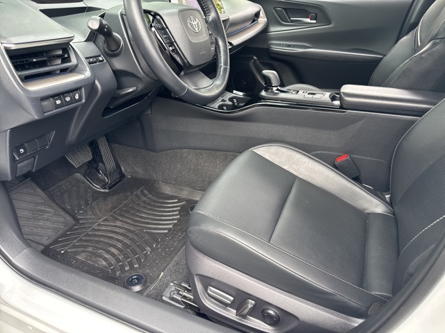 2024 Toyota Prius XLE photo 21