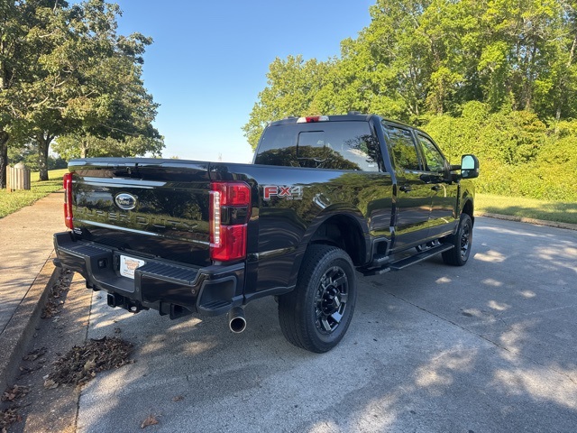2023 Ford F-250 photo 7