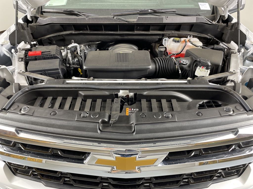 2025 Chevrolet Silverado 1500 LT photo 46