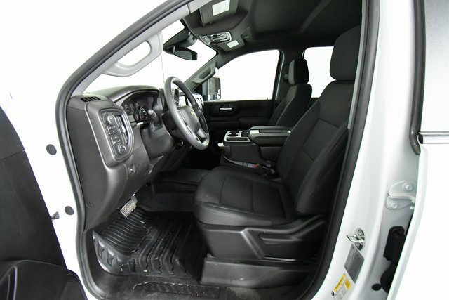 2026 Chevrolet Silverado 3500HD Work Truck photo 4