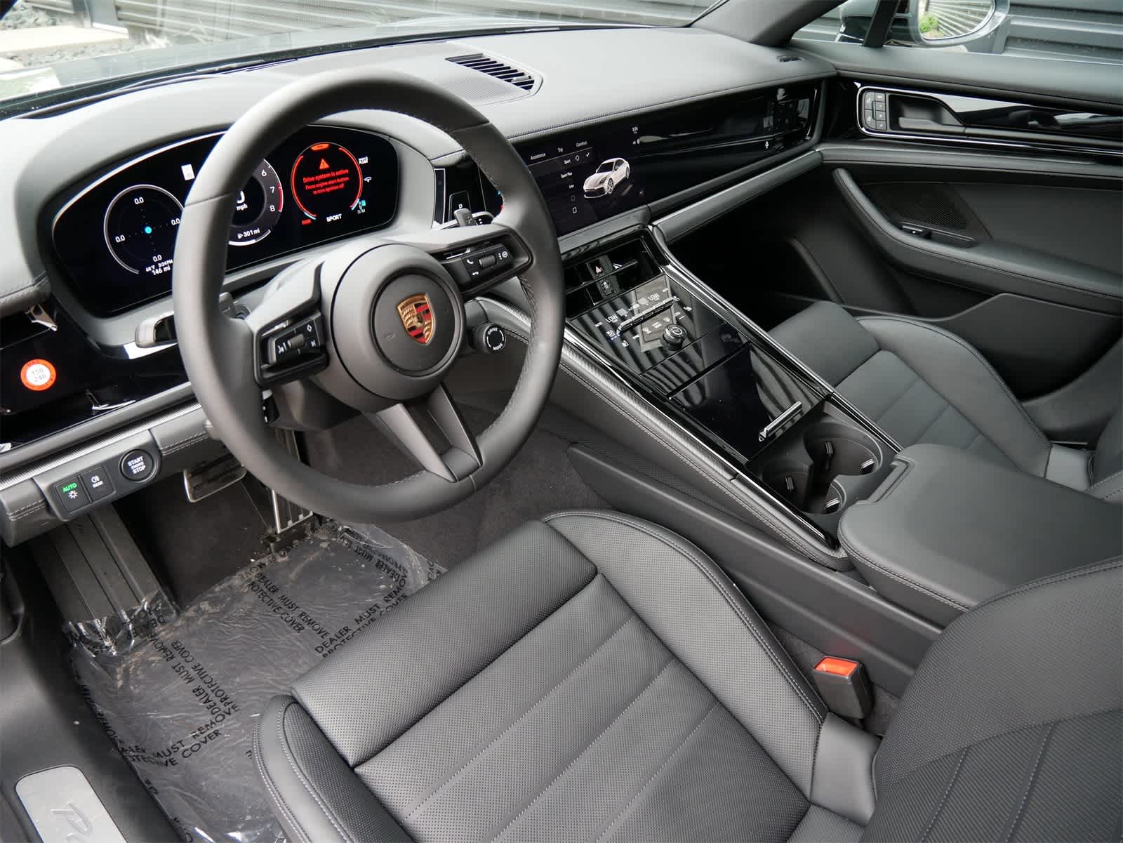 2025 Porsche Panamera 4 photo 4