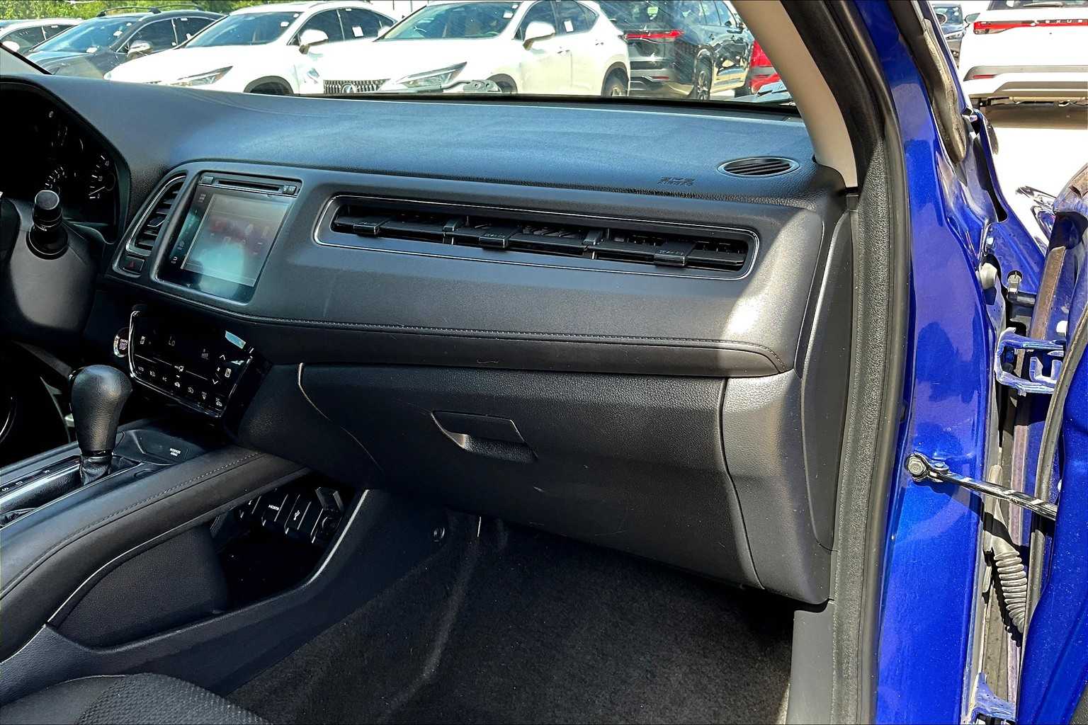 2018 Honda HR-V EX photo 16