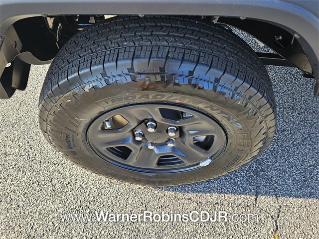 2025 Jeep Wrangler Sport photo 13