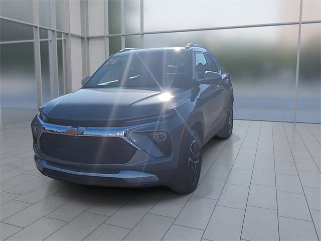 2026 Chevrolet Trailblazer LT photo 3