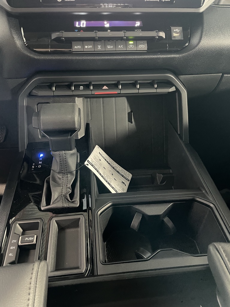 2025 Toyota Tundra SR photo 31