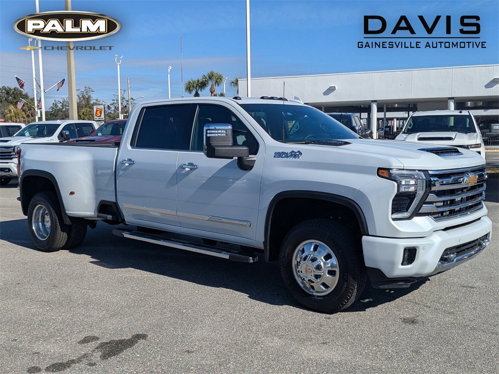 2026 Chevrolet Silverado 3500HD High Country Crew Cab 4WD