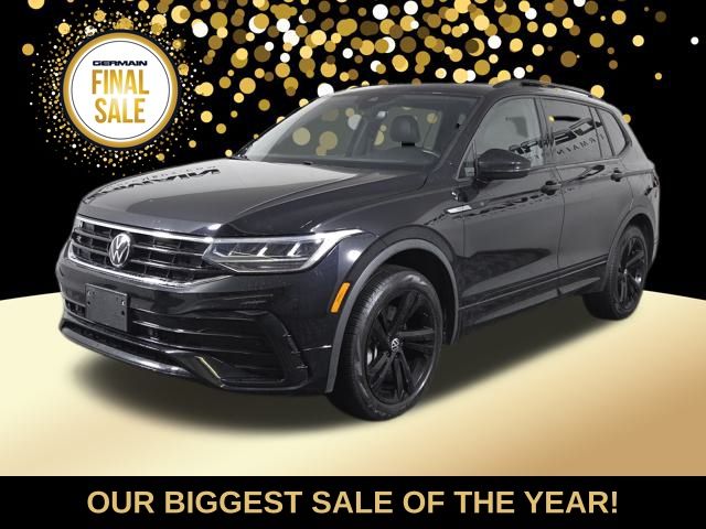 2023 Volkswagen Tiguan SE R-LINE BLACK