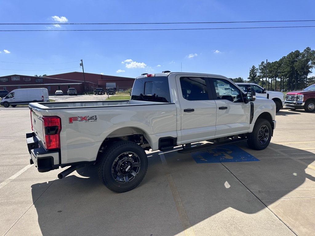 2026 Ford F-250 photo 4