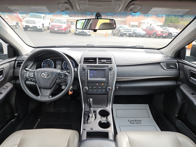 2017 Toyota Camry XLE XSE photo 15