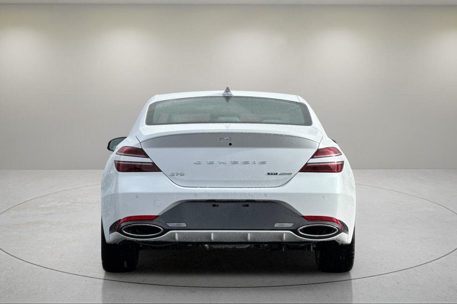 2025 Genesis G70 3.3T Sport Advanced photo 4