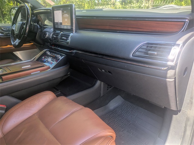 2021 Lincoln Navigator Reserve photo 27