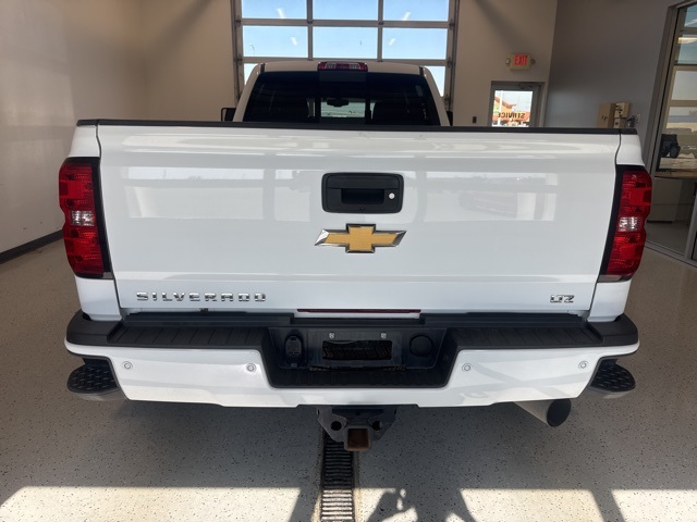 2018 Chevrolet Silverado 3500HD LTZ photo 7
