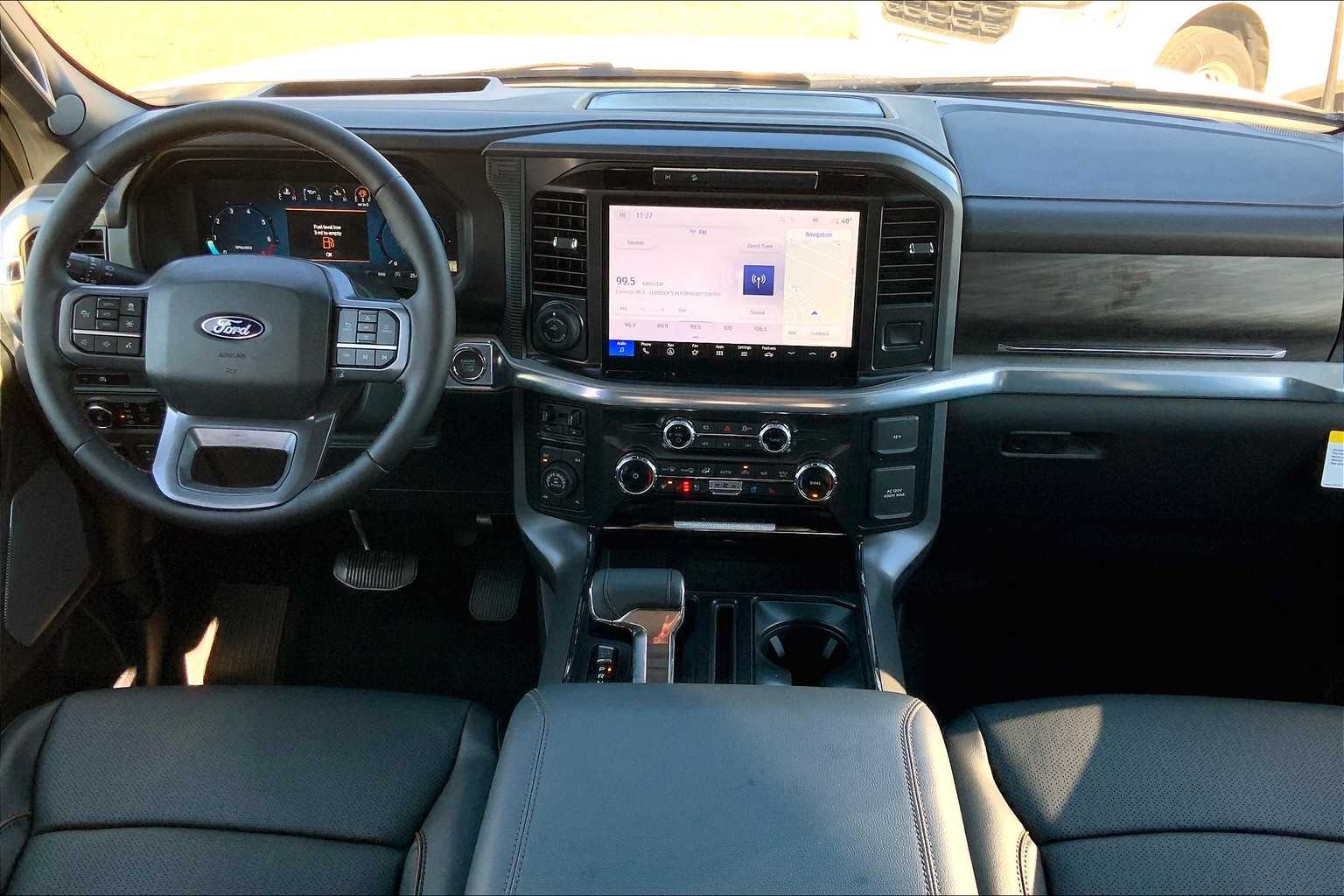 2025 Ford F-150 Lariat photo 5