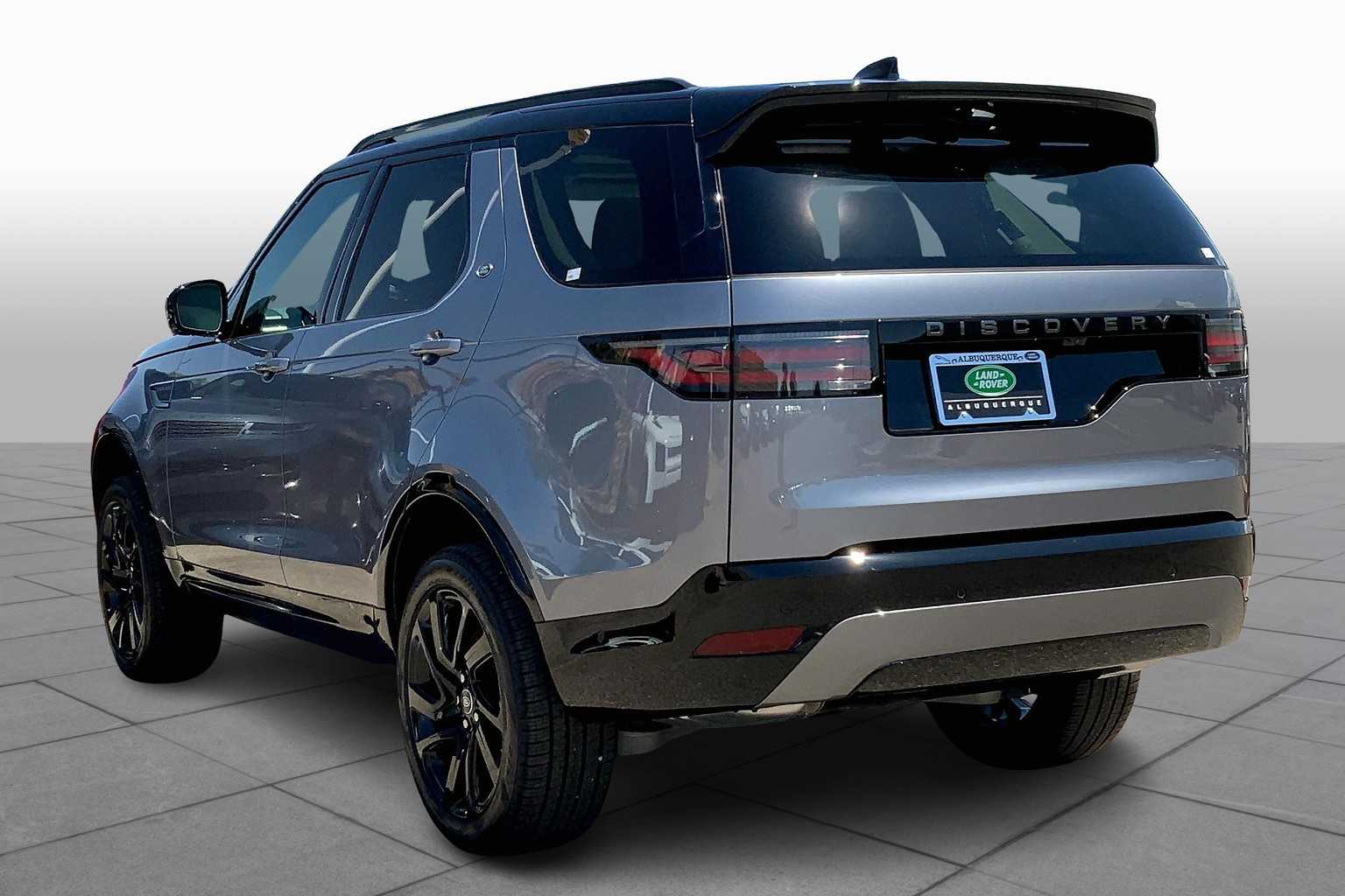 2025 Land Rover Discovery SE photo 12