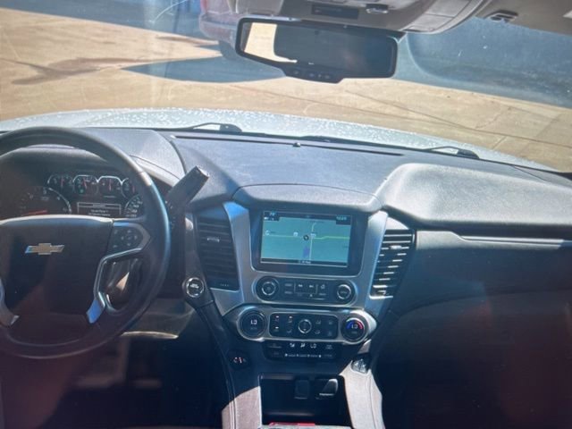 2020 Chevrolet Suburban LT photo 6