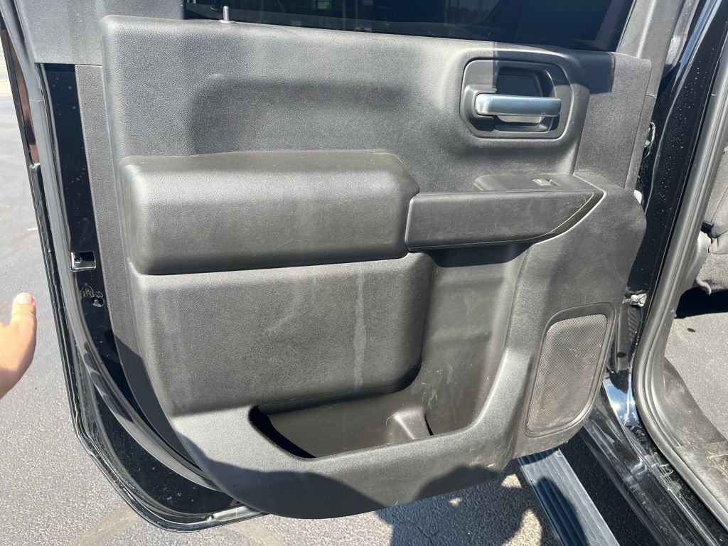 2023 Chevrolet Silverado 2500HD Custom photo 21