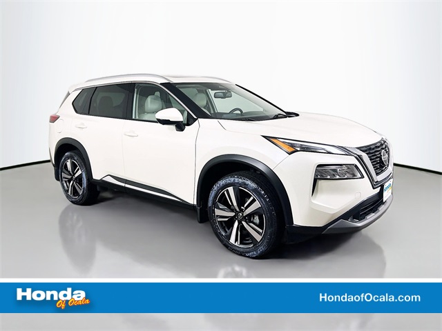 2021 Nissan Rogue SL's photo