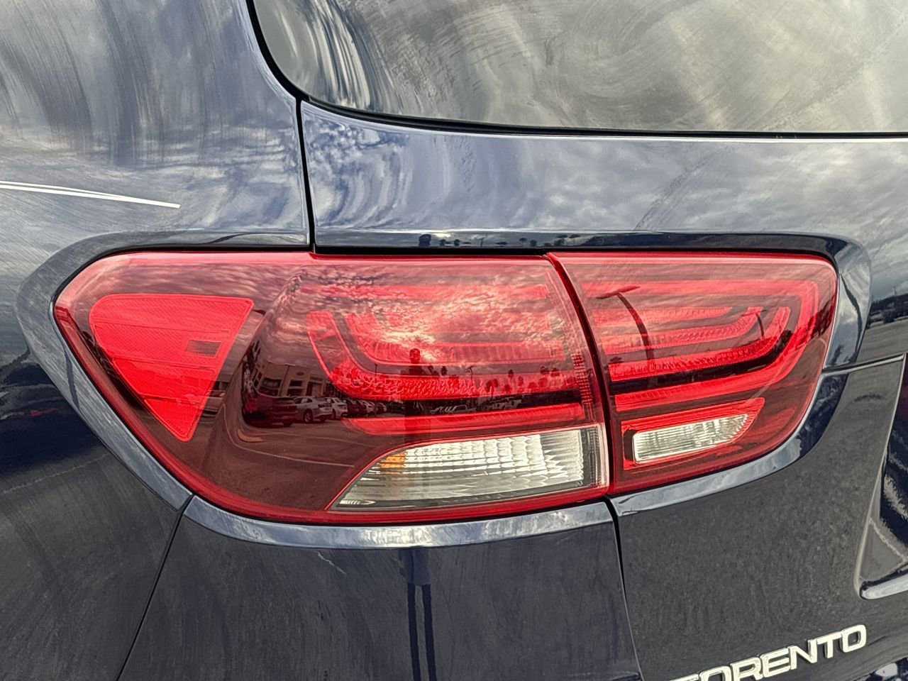 2020 Kia Sorento LX photo 27