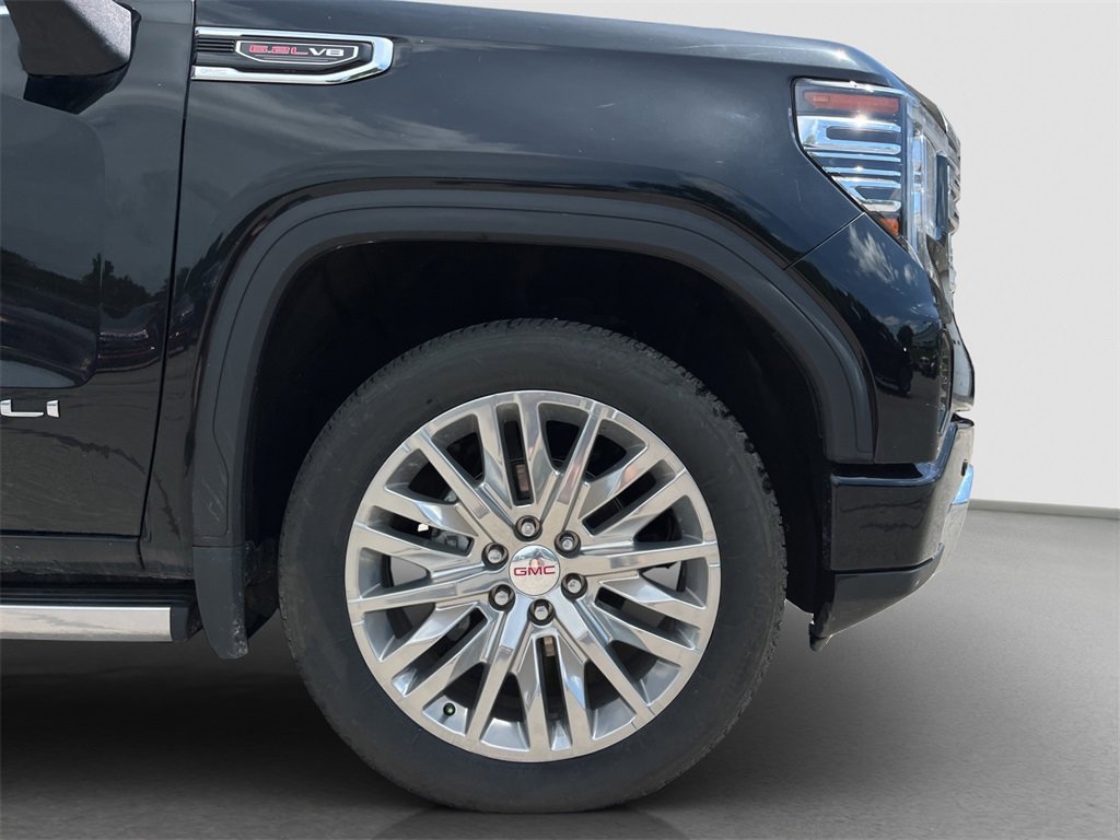 Used 2022 GMC Sierra 1500 Denali Denali with VIN 3GTUUGEL8NG665832 for sale in Kansas City