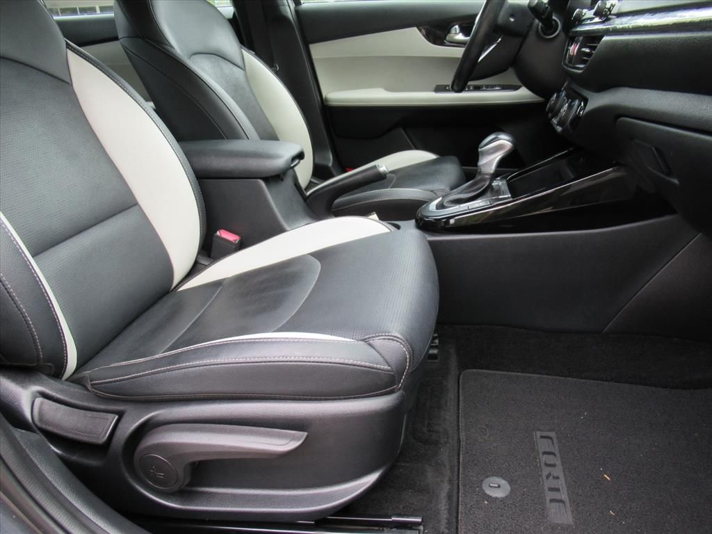 2020 Kia Forte EX photo 10