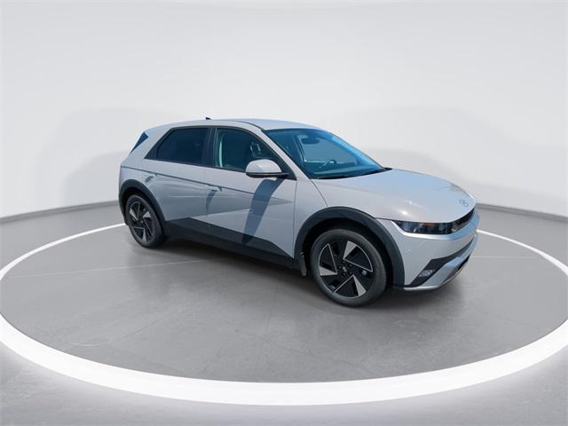 2025 Hyundai Ioniq 5 SE photo 2