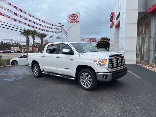 2017 Toyota Tundra Limited's photo