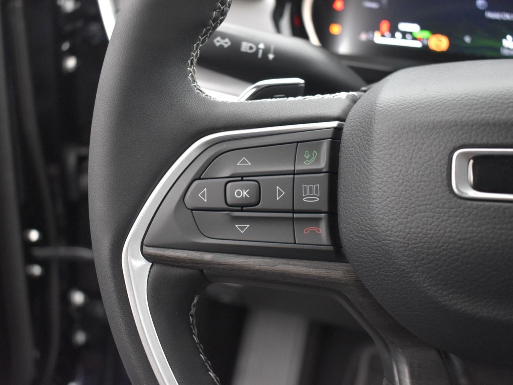 2023 Jeep Grand Cherokee 4xe photo 13
