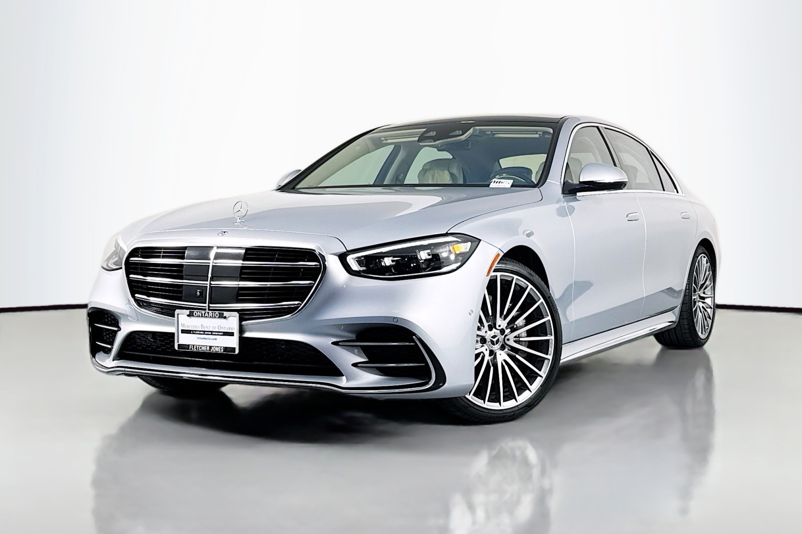 2024 Mercedes-Benz S-Class S 580's photo