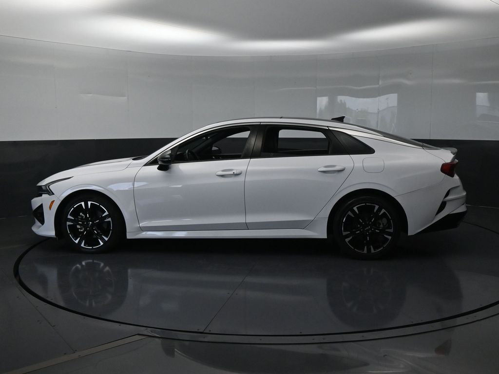 2022 Kia K5 GT-Line photo 3