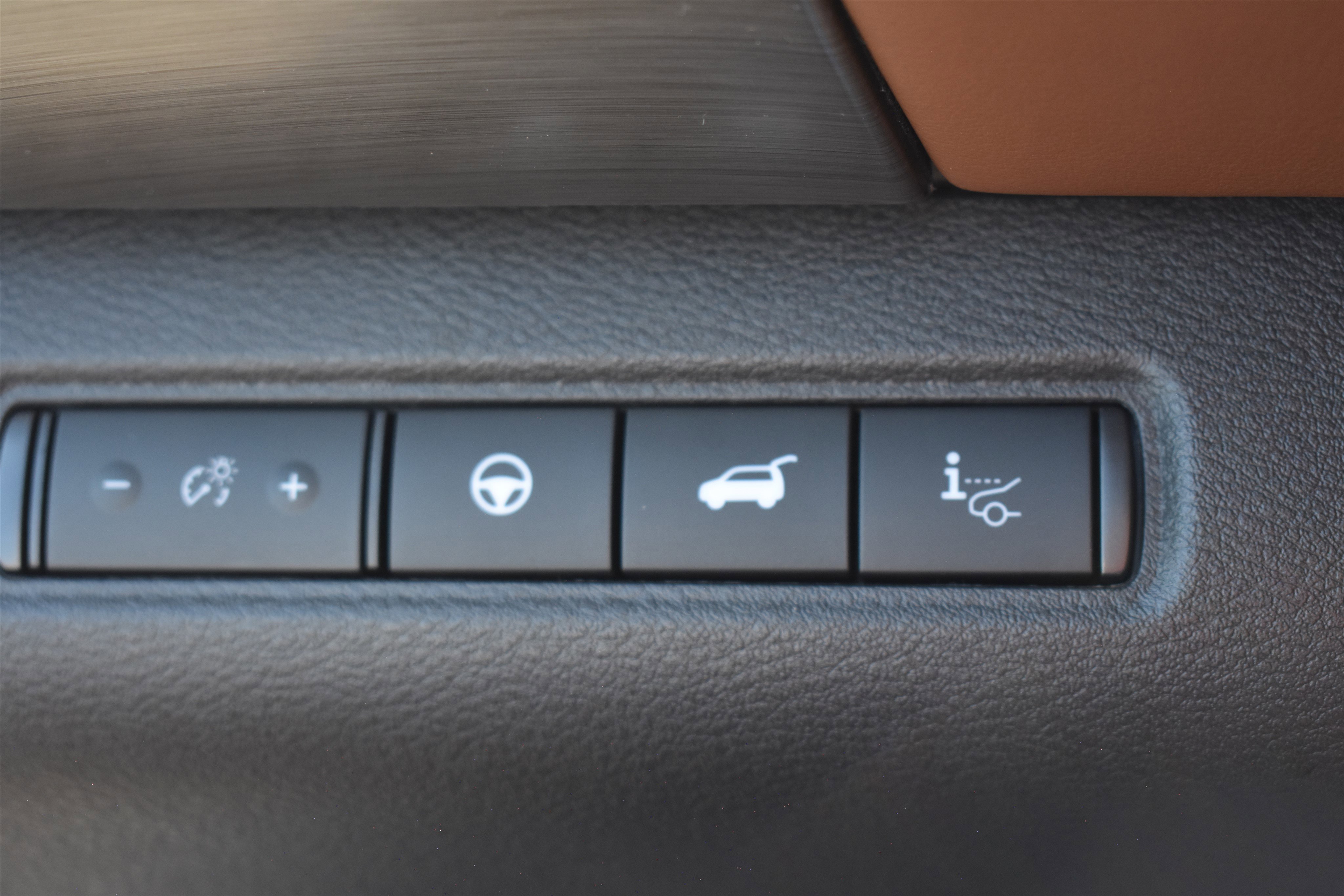 2025 Nissan Pathfinder Platinum photo 21