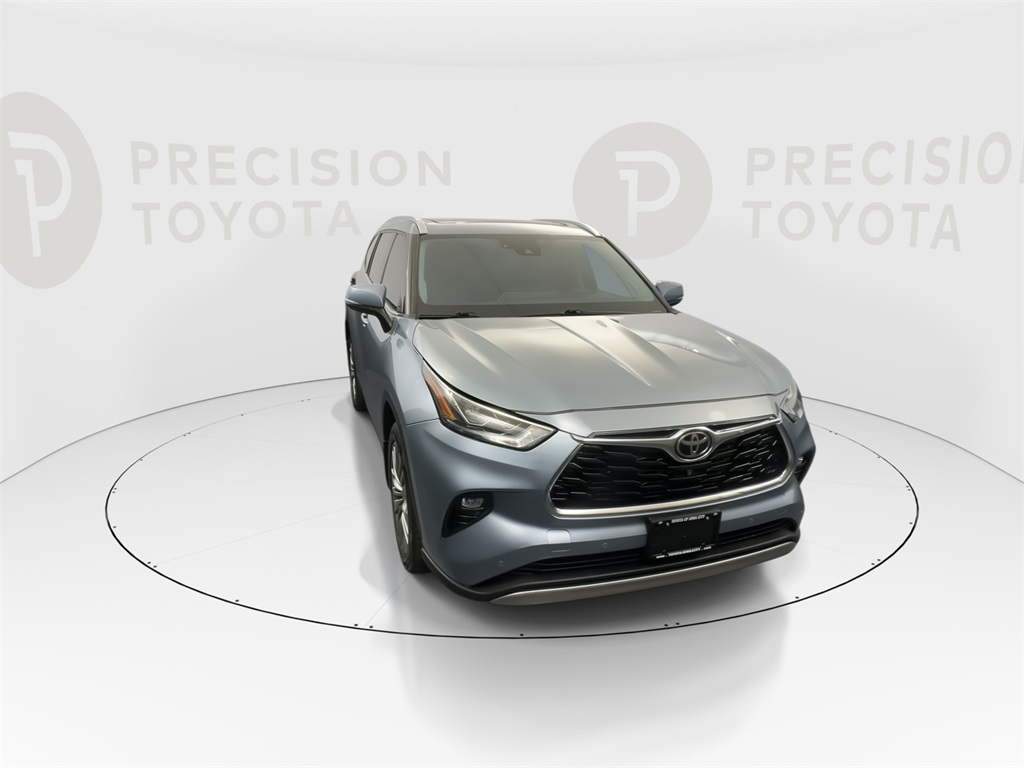 2021 Toyota Highlander Platinum photo 5
