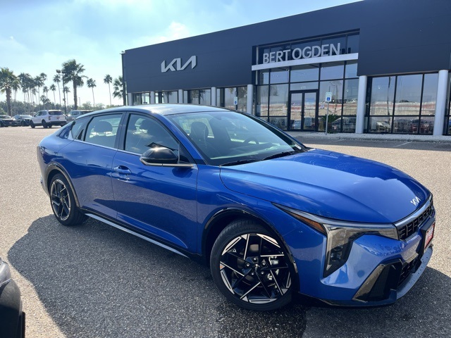 2025 Kia K4 GT-Line's photo