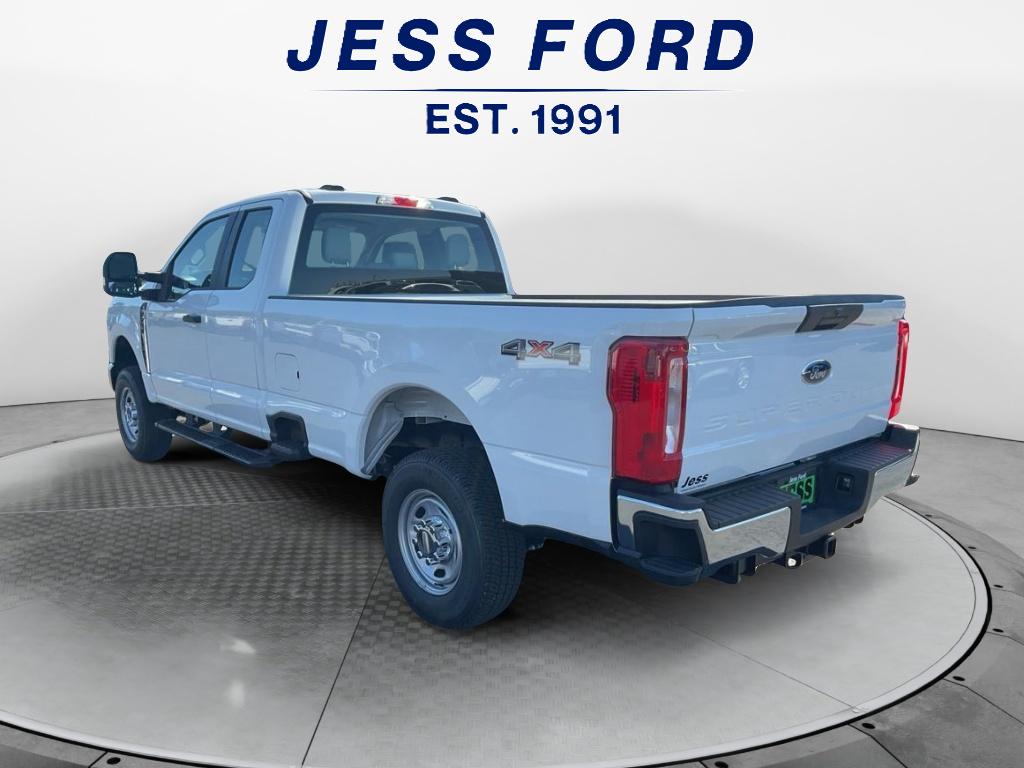 2025 Ford F-250 XL photo 2