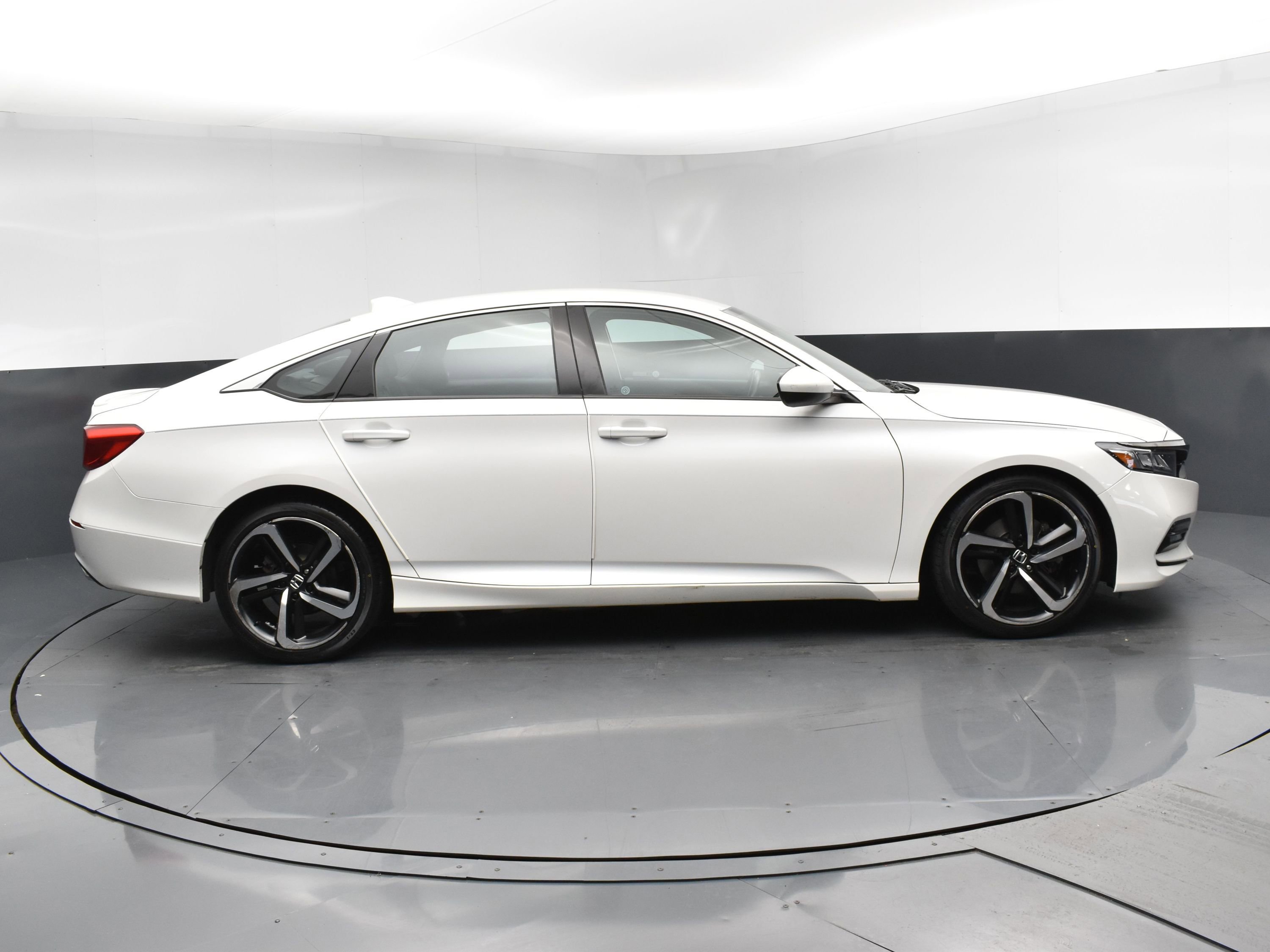 2020 Honda Accord Sport 1.5T photo 3